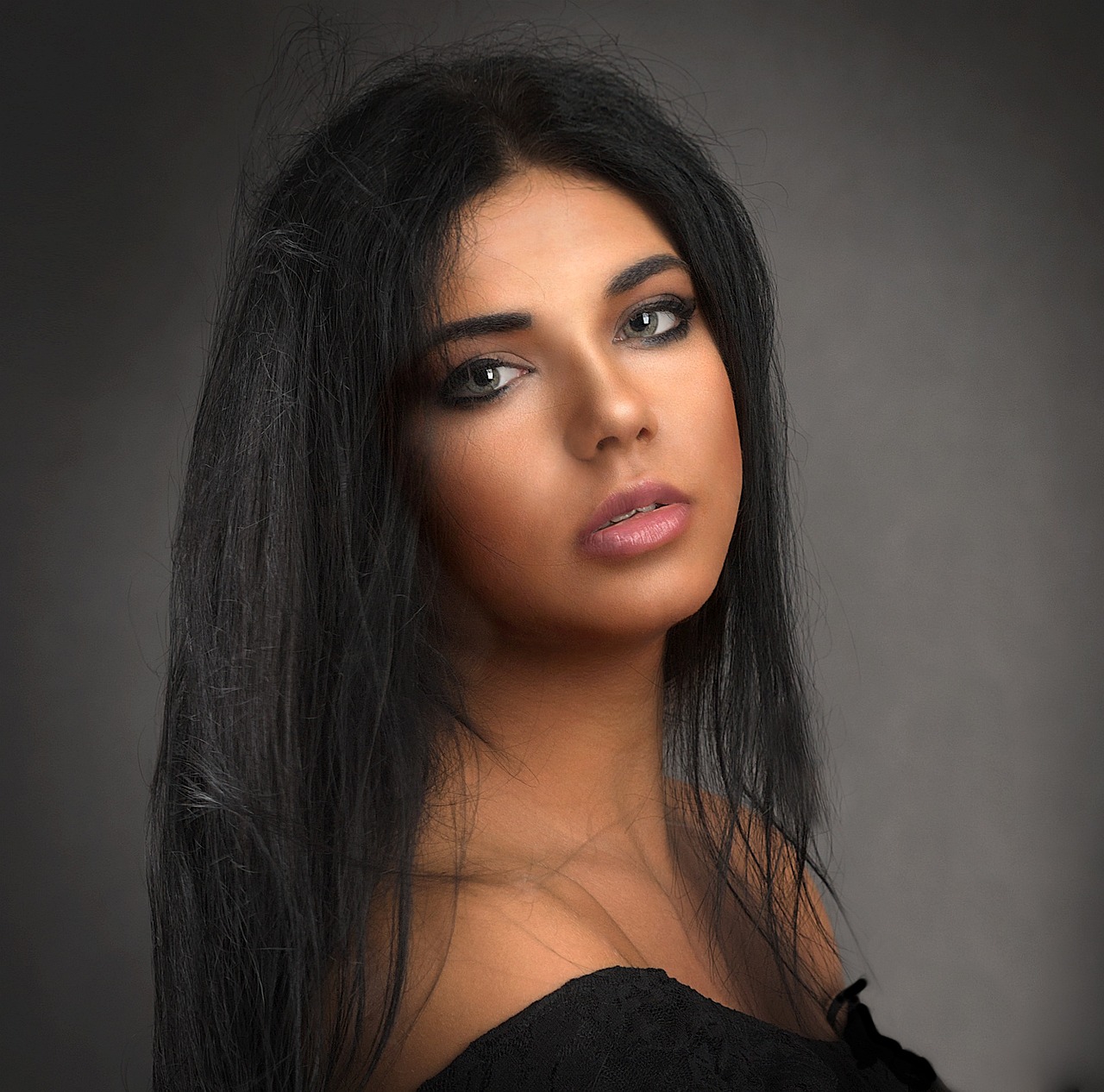 HAIRDRESSER LIDCOMBE